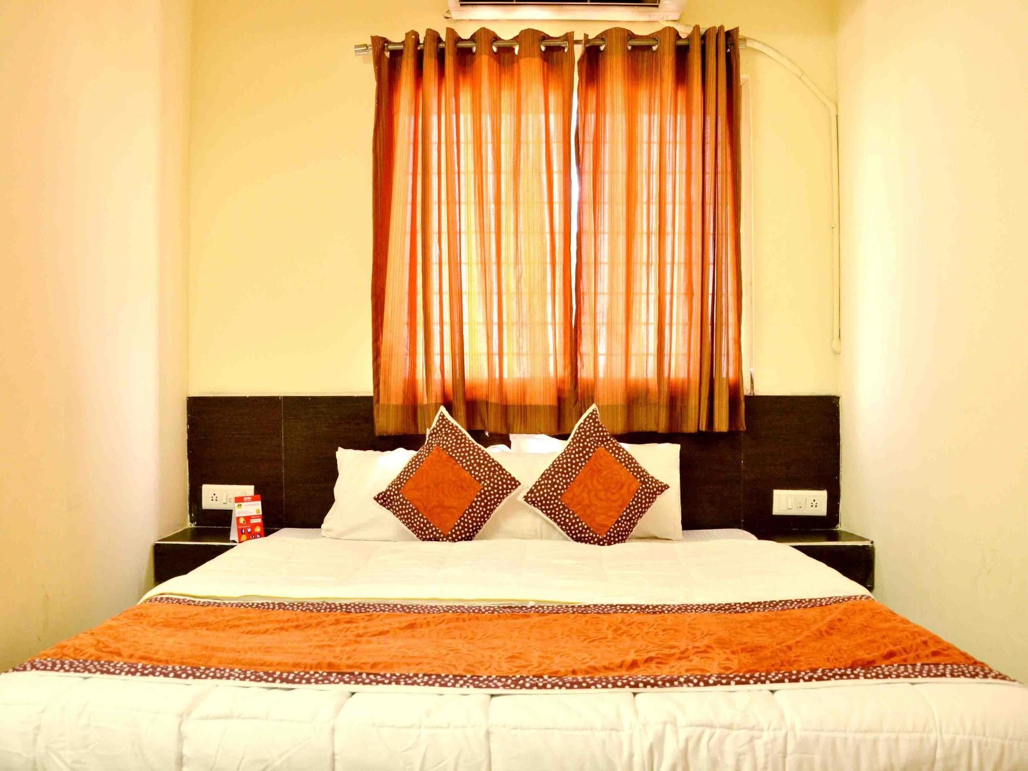 Hotel Vijay Nagar 印多尔 外观 照片