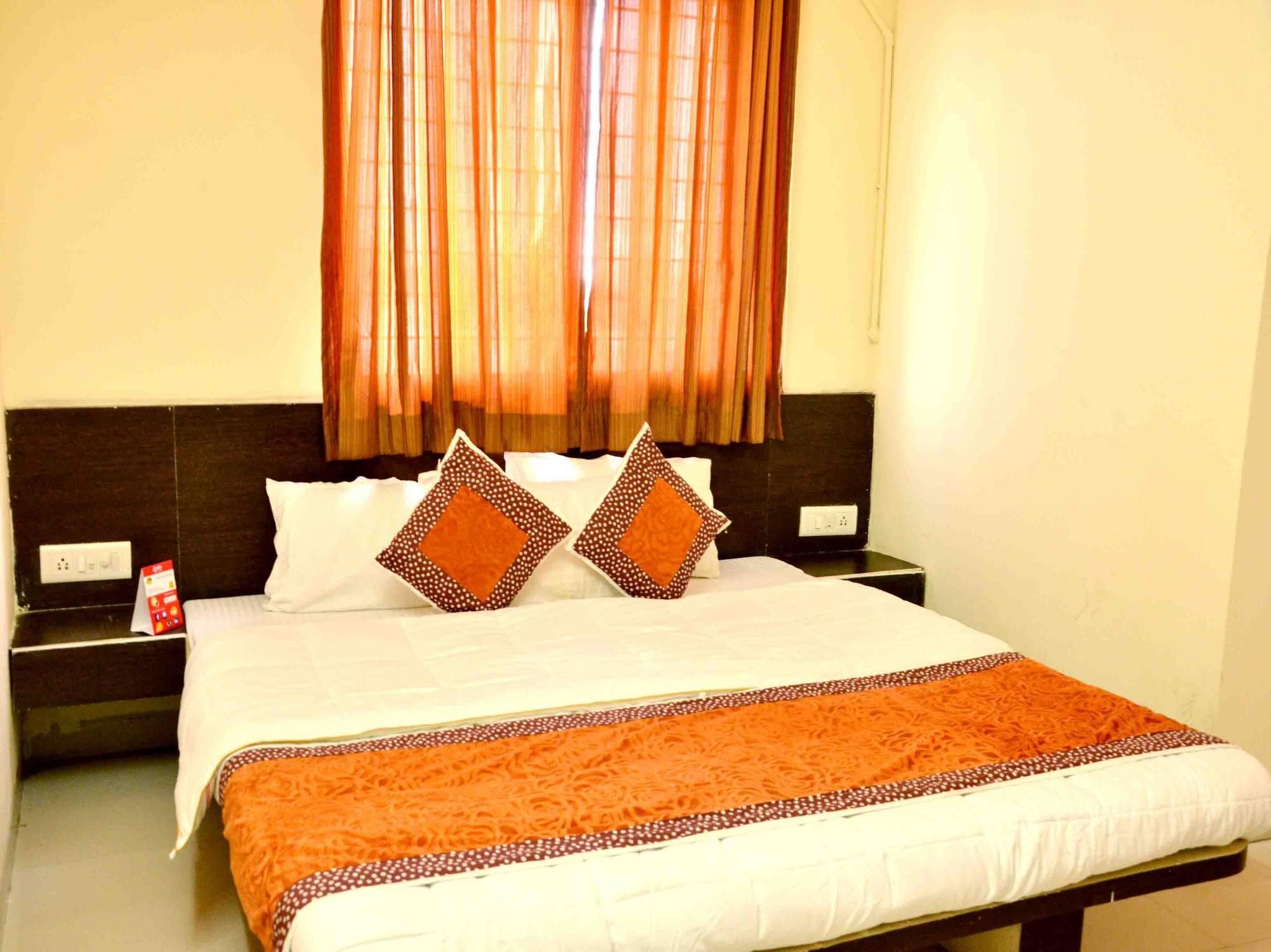Hotel Vijay Nagar 印多尔 外观 照片