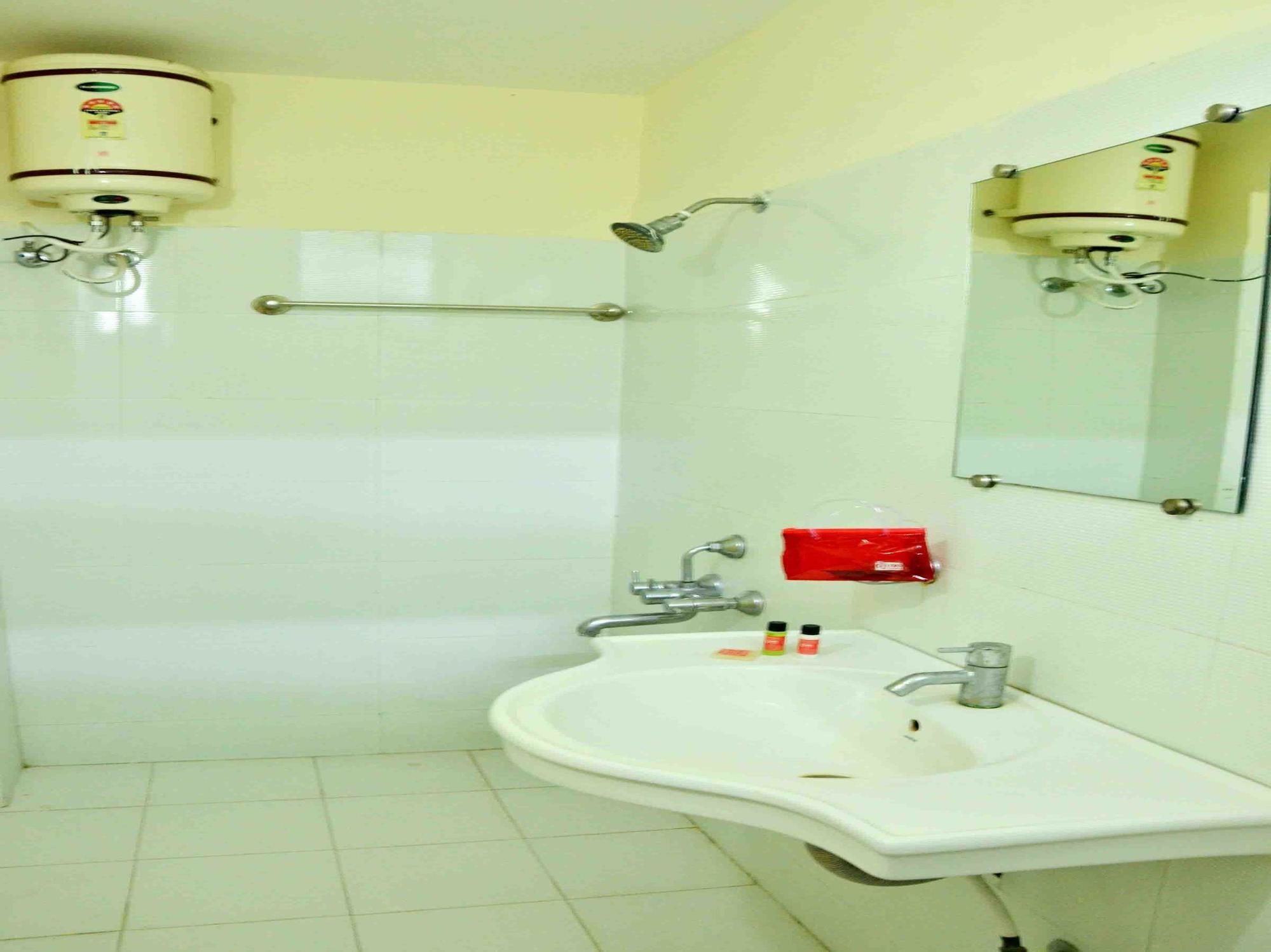 Hotel Vijay Nagar 印多尔 外观 照片