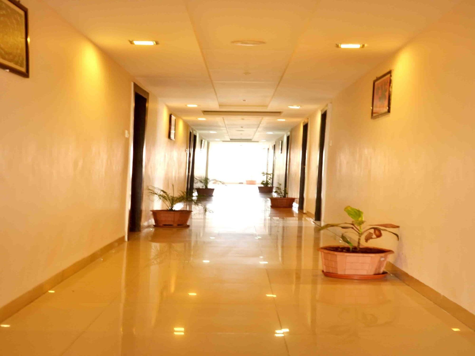 Hotel Vijay Nagar 印多尔 外观 照片