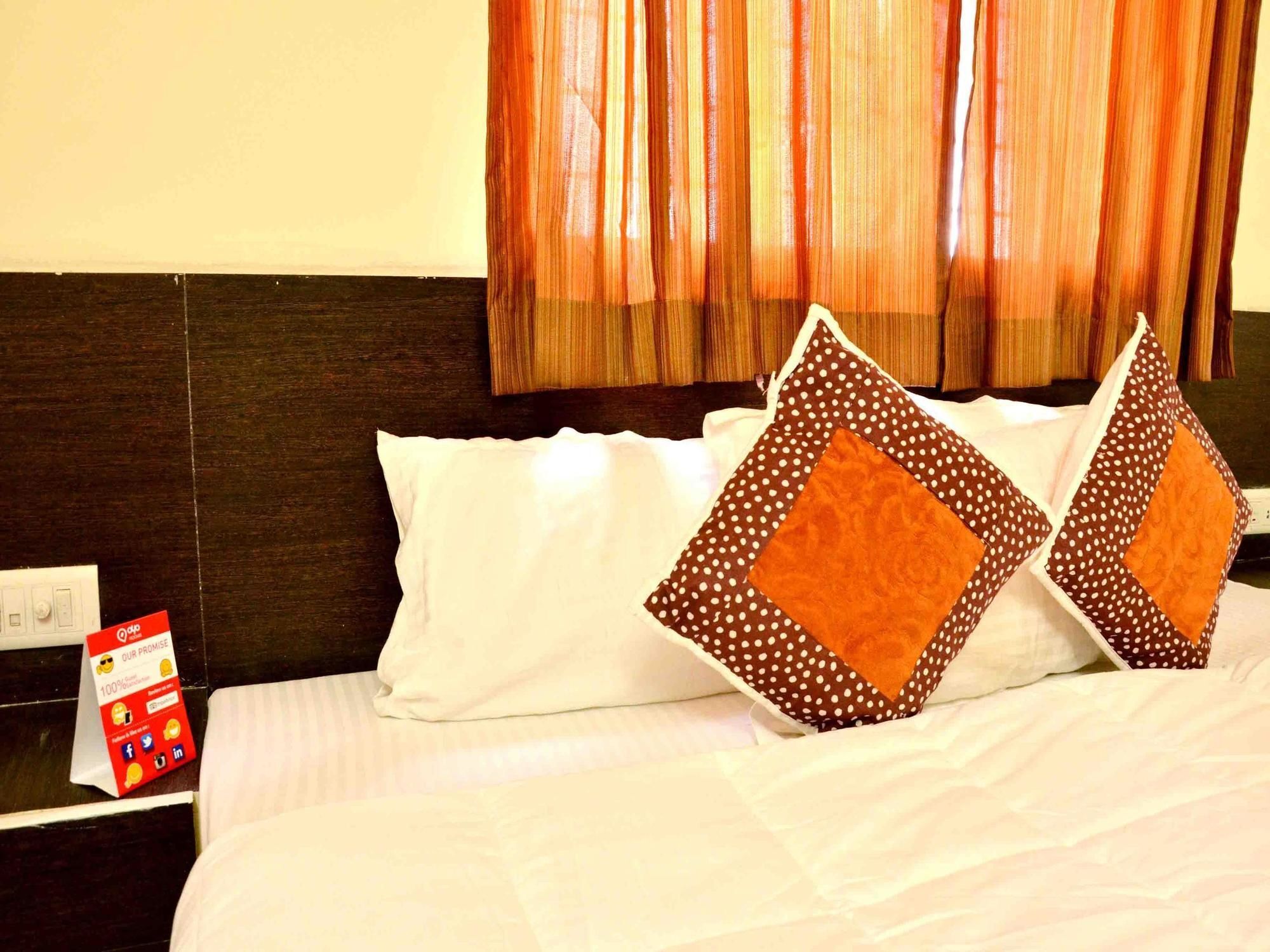 Hotel Vijay Nagar 印多尔 外观 照片